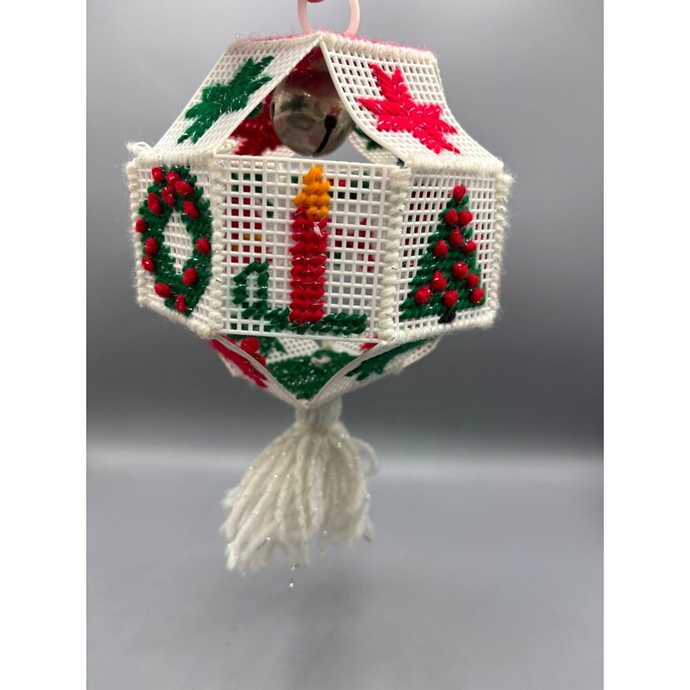 Vtg Handmade Plastic Canvas Christmas Ornament Red Green Hanging‎ Decor